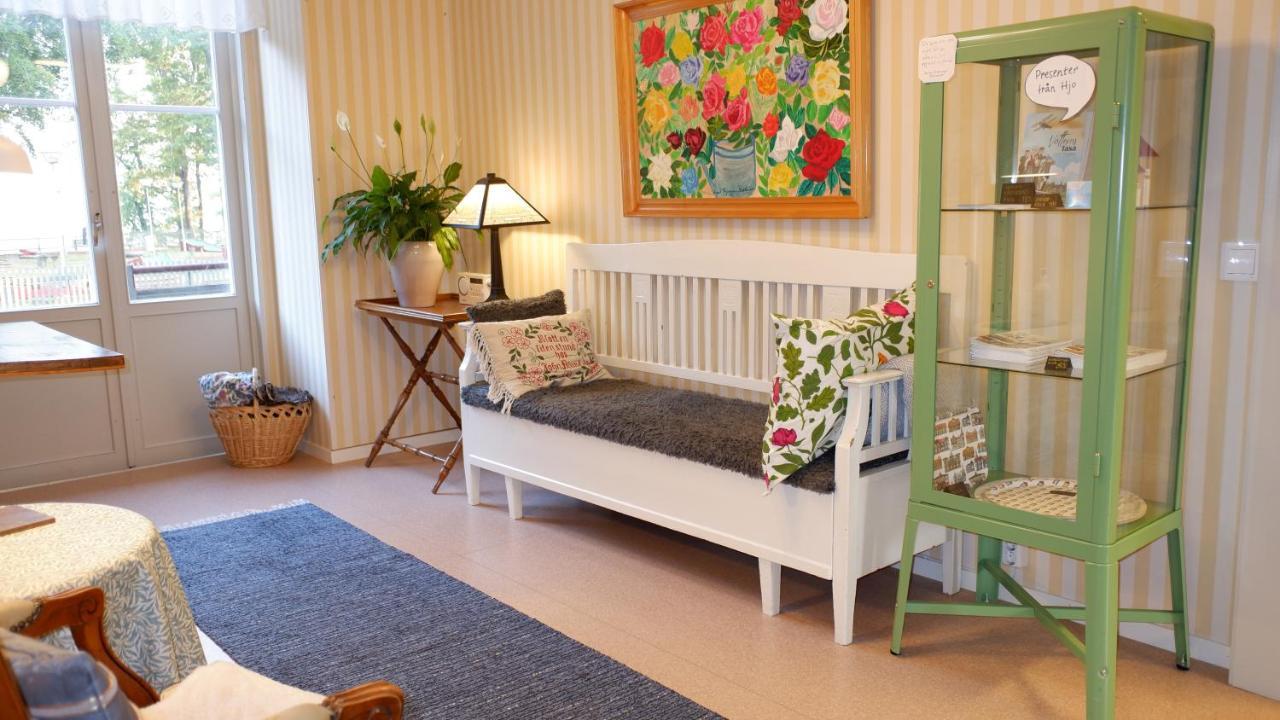 Hostel Eira *