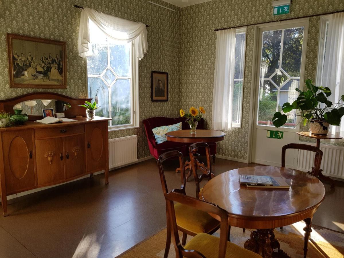 Hostel Eira